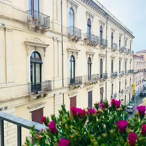 Bed & Breakfast Dimora Lupo_lifestyle, Aeroporto di Catania Fontana Rossa
